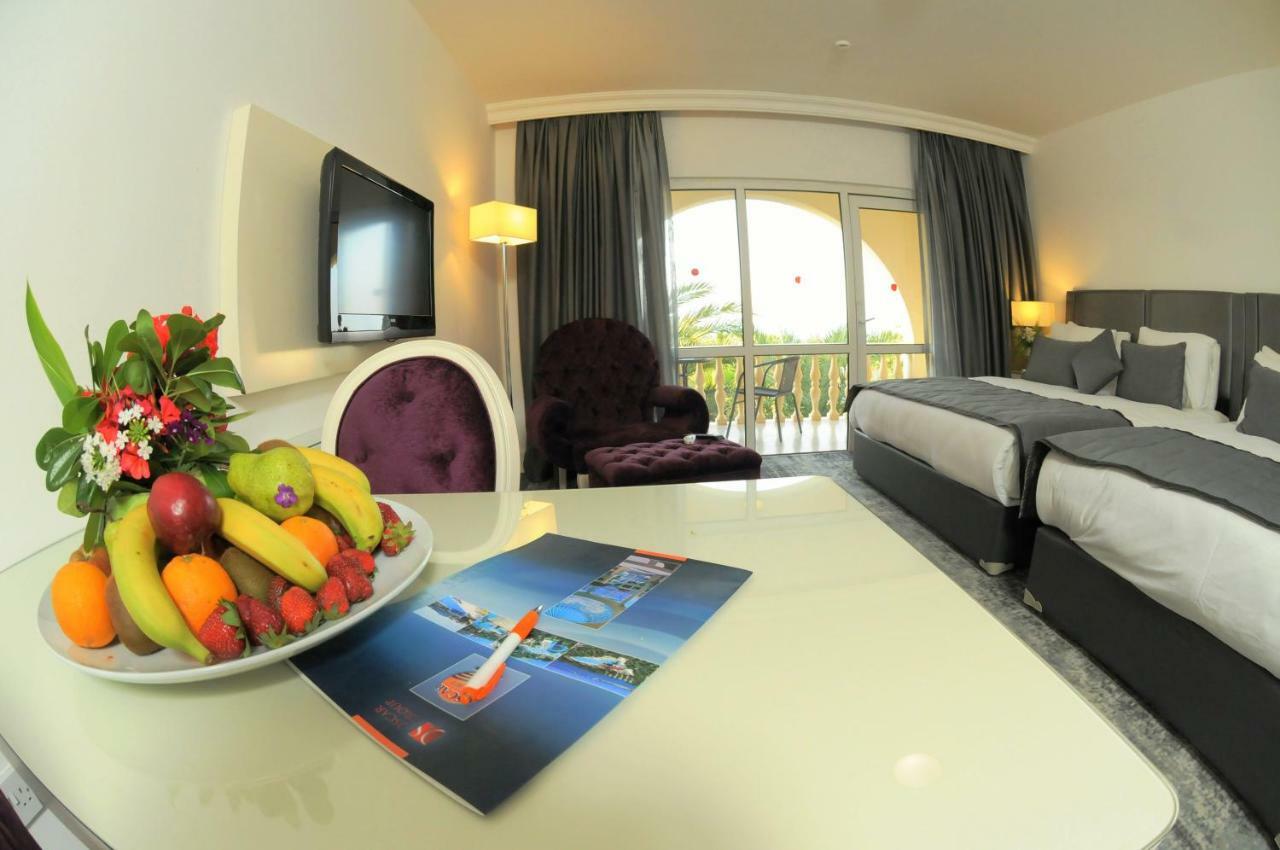 Oscar Beachfront Resort & Spa & Casino Girne Buitenkant foto