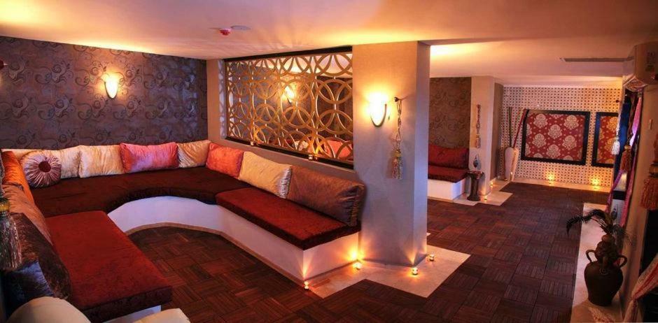 Oscar Beachfront Resort & Spa & Casino Girne Buitenkant foto