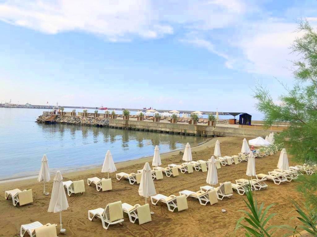 Oscar Beachfront Resort & Spa & Casino Girne Buitenkant foto