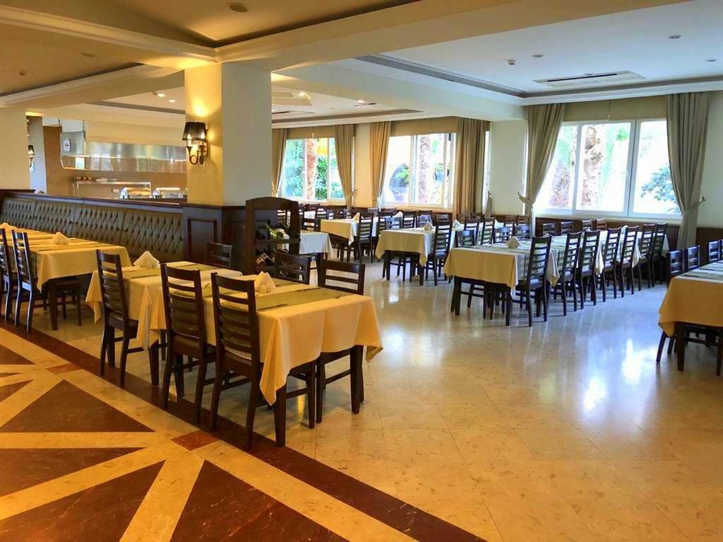 Oscar Beachfront Resort & Spa & Casino Girne Buitenkant foto